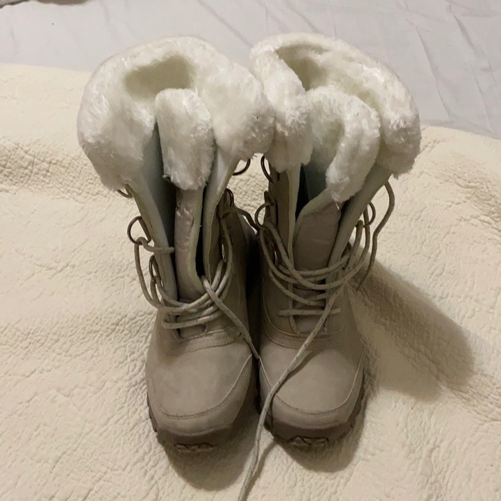 US Polo Assn Size 9 women's boots brand new